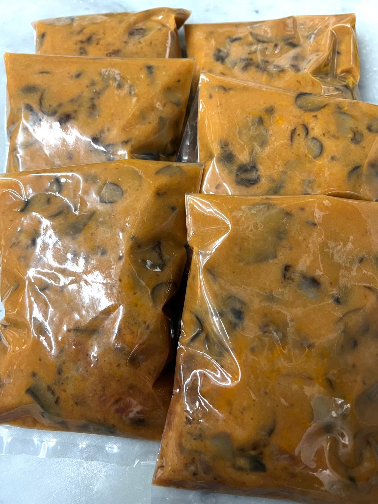 焼き香る国産牛ヒレ肉の贅沢ハッシュドビーフ