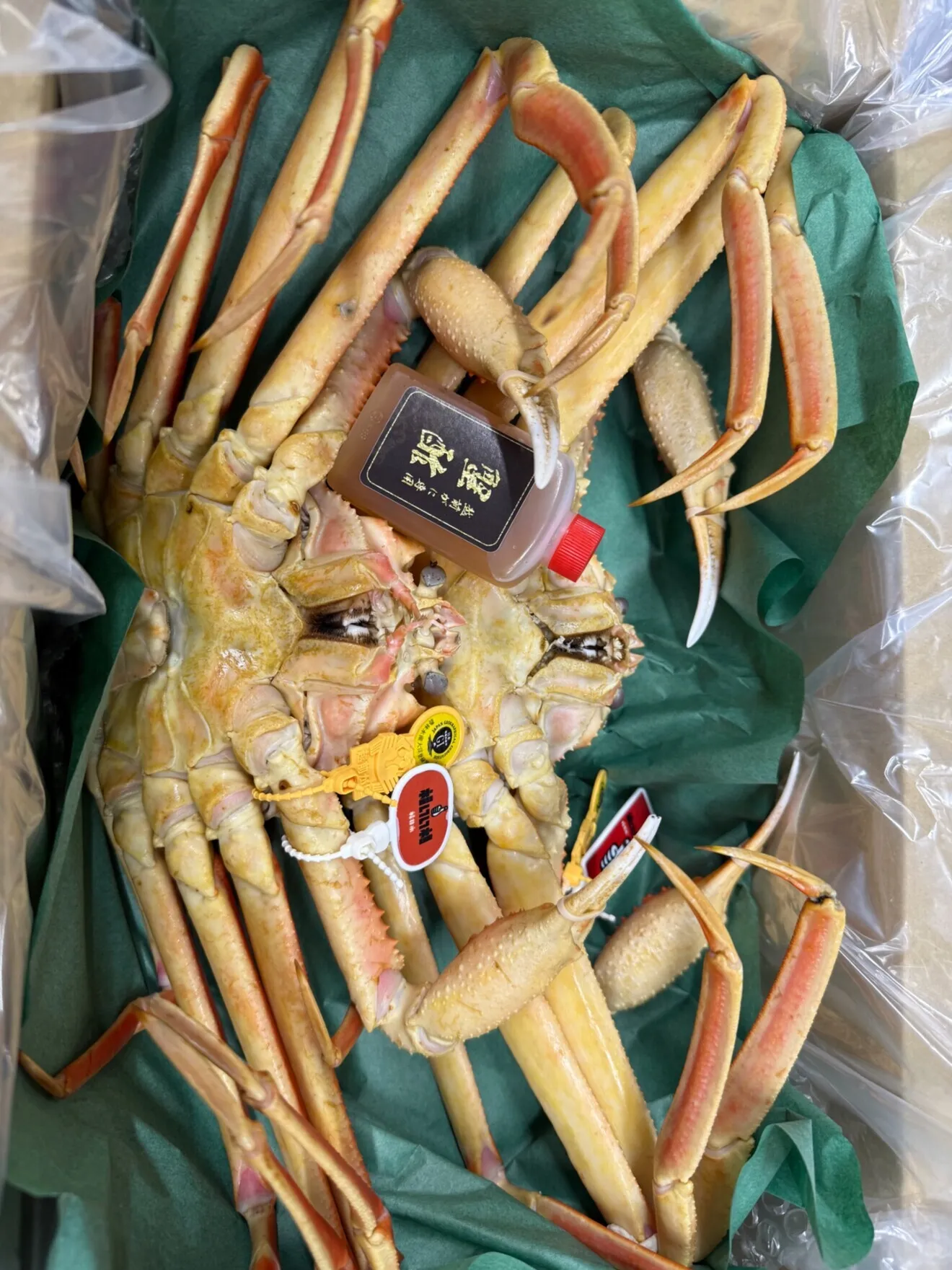 ファーマーズ有難うセール最高級越前蟹（塩茹で）
７２０g〜８００g❎2杯（一本足折れ）2〜3人前