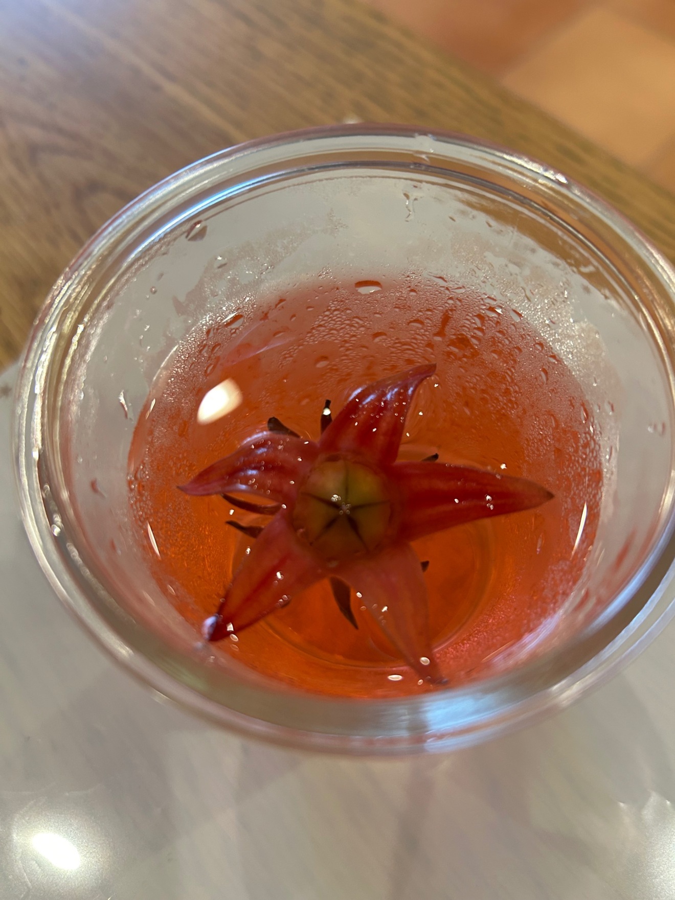 沖縄のスーパーフード
読谷産のローゼルのハーブティーです
