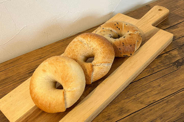 切ってはさんで楽しめる！シンプルベーグル3種×3個セット