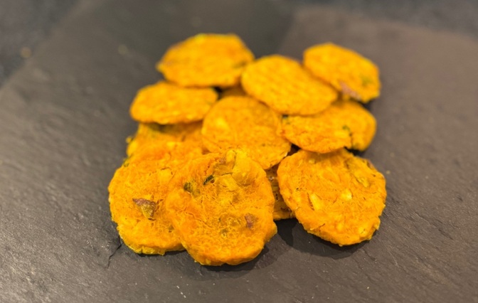 【無添加・国産】ご褒美チップス（🎃🍠🐓） 100g  
50g×2袋