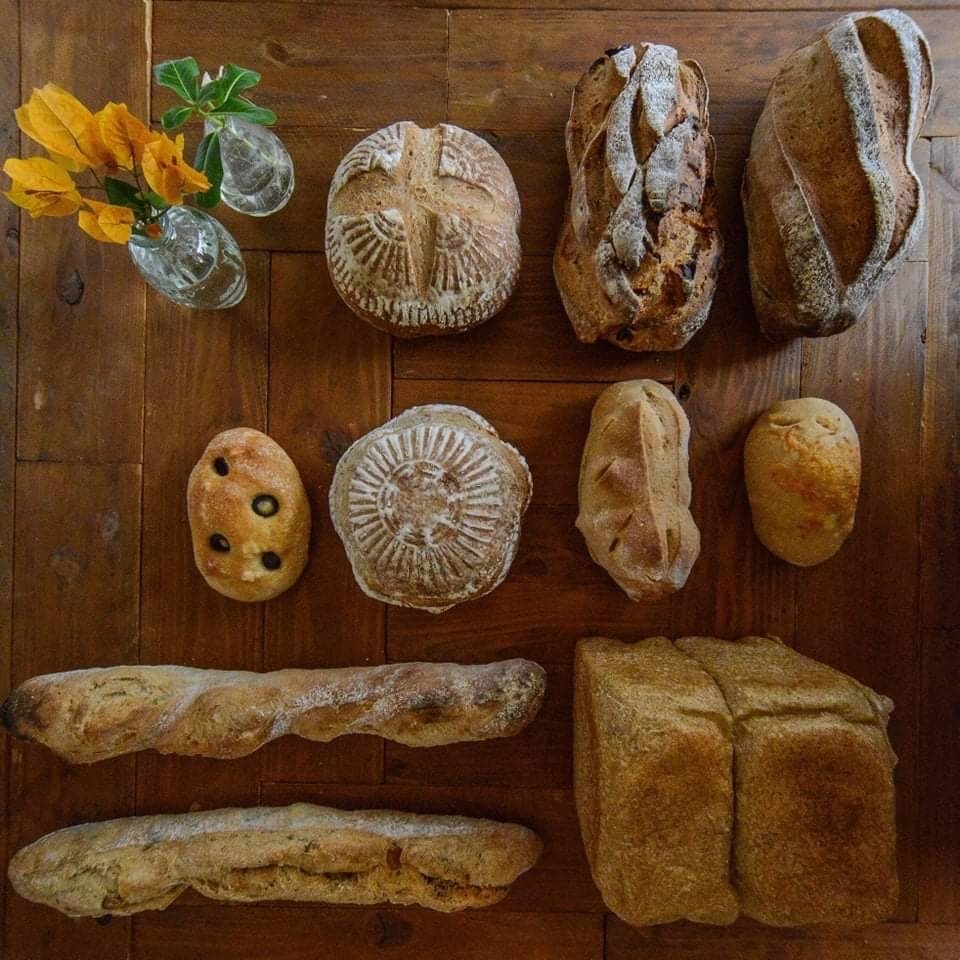 石窯焼成パン＋自家製ピーナツバターのセット