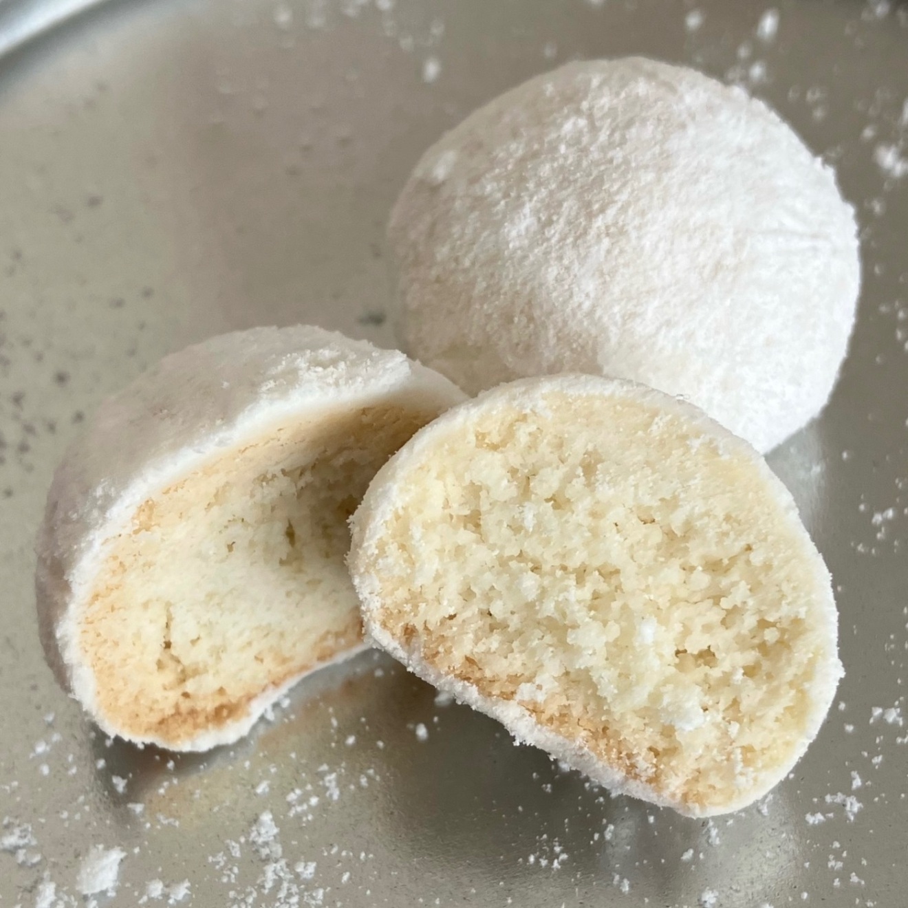 【累計10,000個突破‼︎】　さくほろ食感 
スノーボールクッキー 48個入