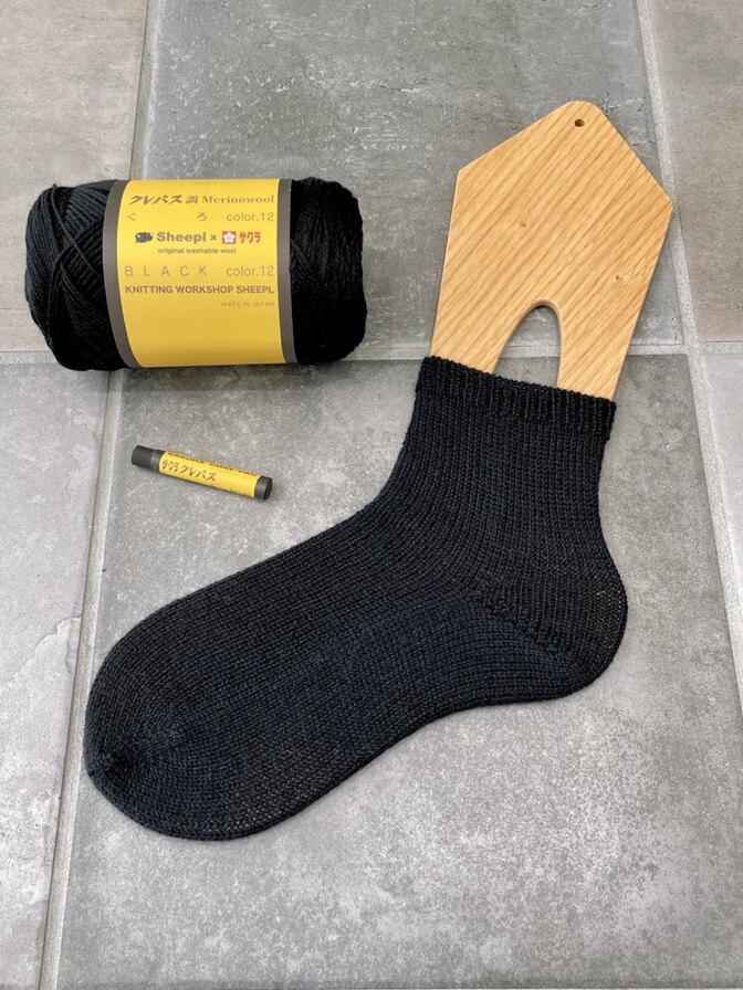 クレパス調メリノウール　12　くろ