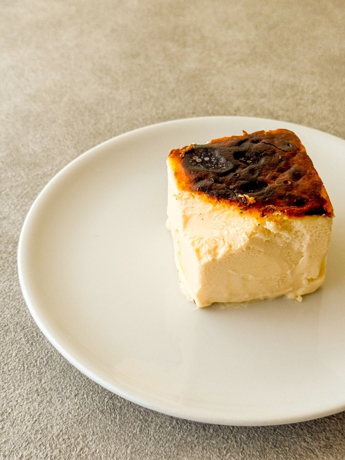 【お試しポコチー】3個入りミニサイズ。バル仕立てのバスクチーズケーキです。