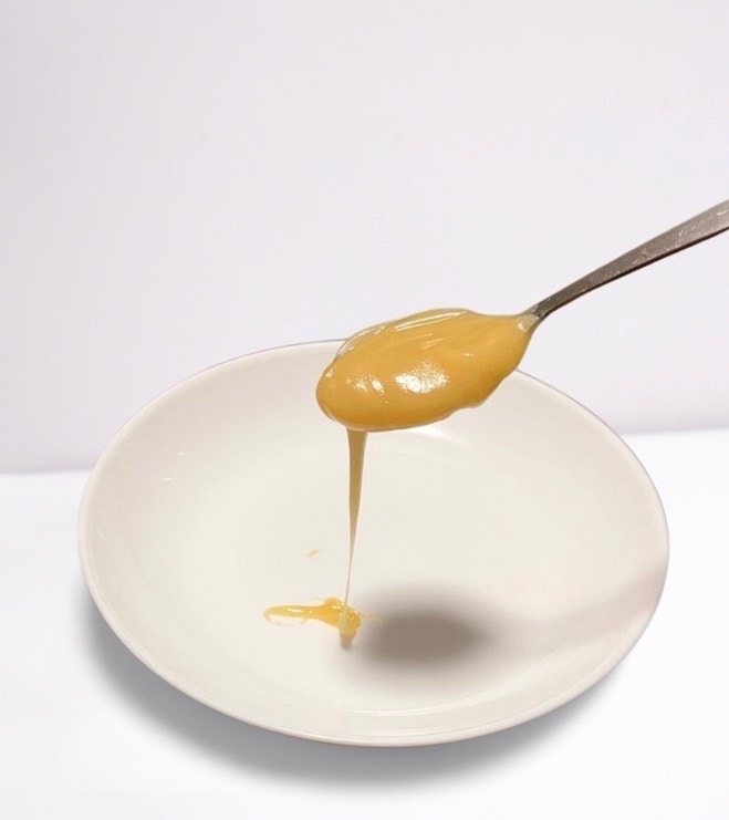 冬越しの恵み　早春に採れた濃厚な日本蜜蜂の蜂蜜【2本セット】
