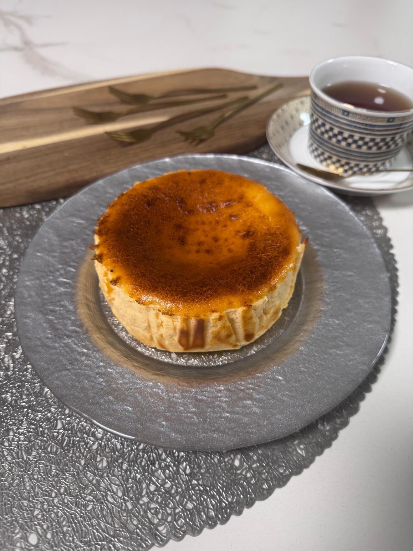 なか様専用♡チーズケーキ15センチとカヌレ6個セット