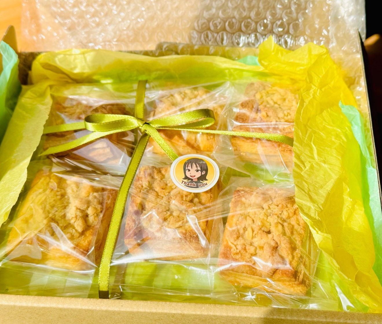 【冷凍】オートミール入りスコーン 1箱6個セット
☕️コーヒーのお供にぴったり☕️