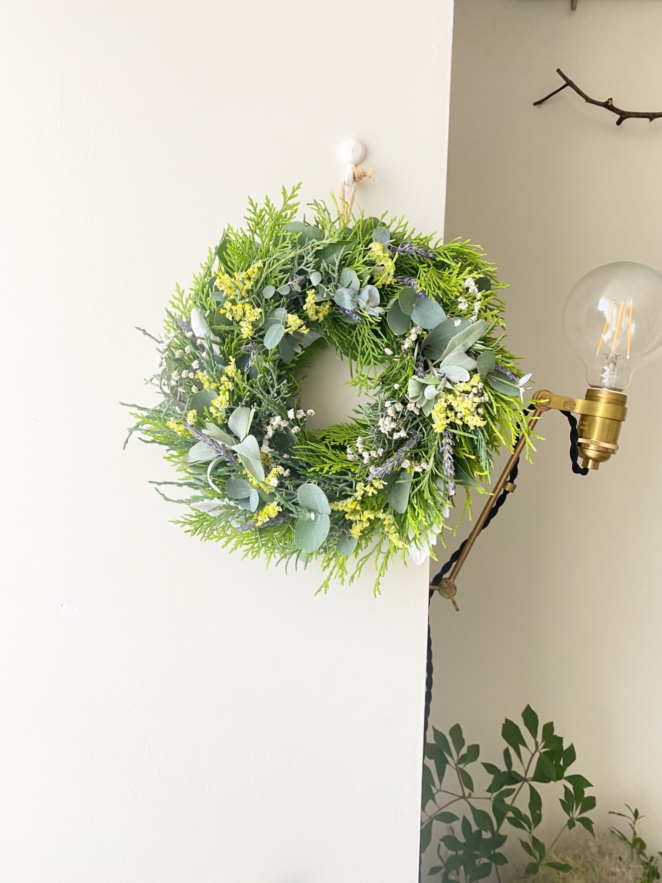 フレッシュグリーン 森とハーブの爽やかリース ハーブの香りをお部屋にグリーンリース　直径30㎝