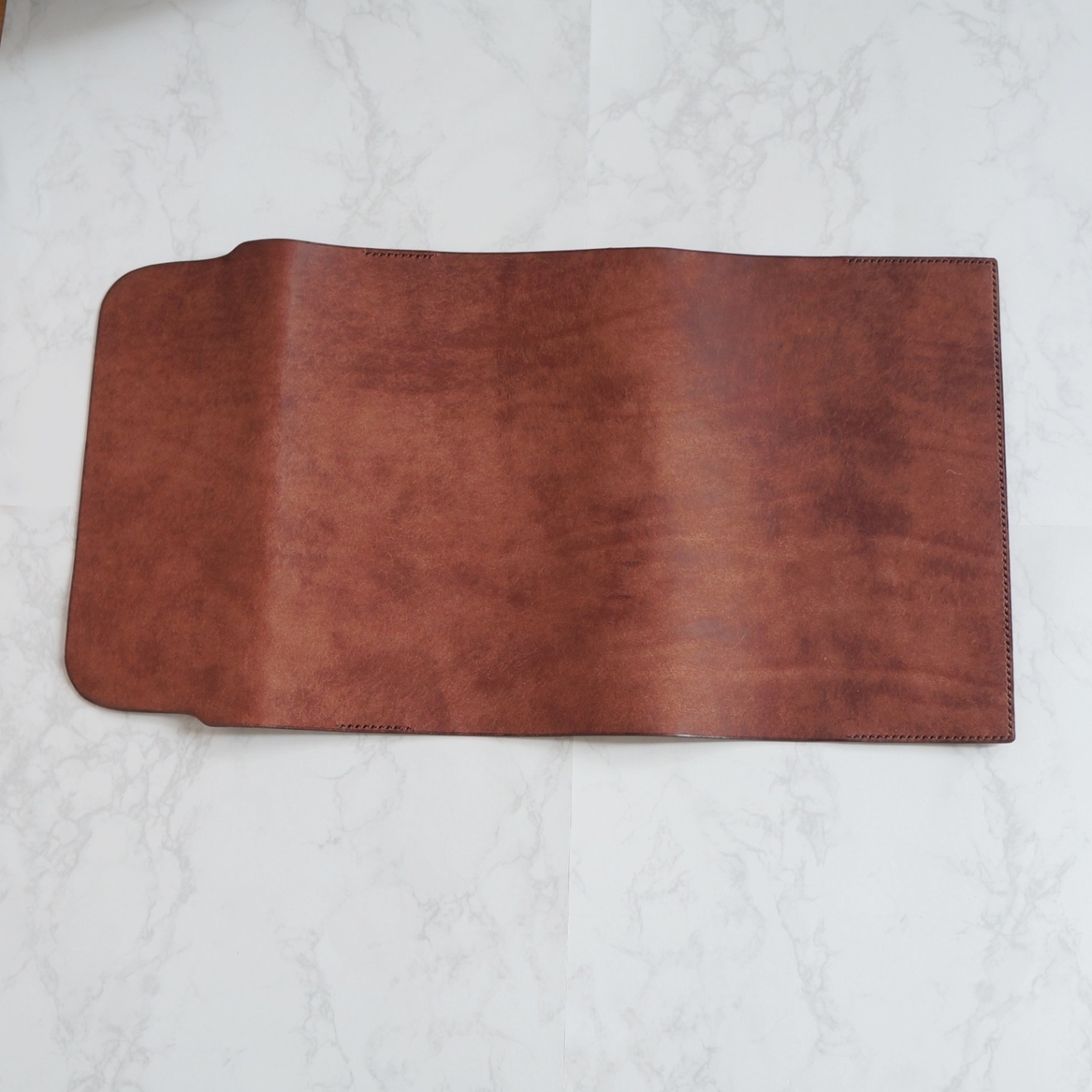 お金の大学サイズ。四六判　本革ブックカバー（カラー選択）