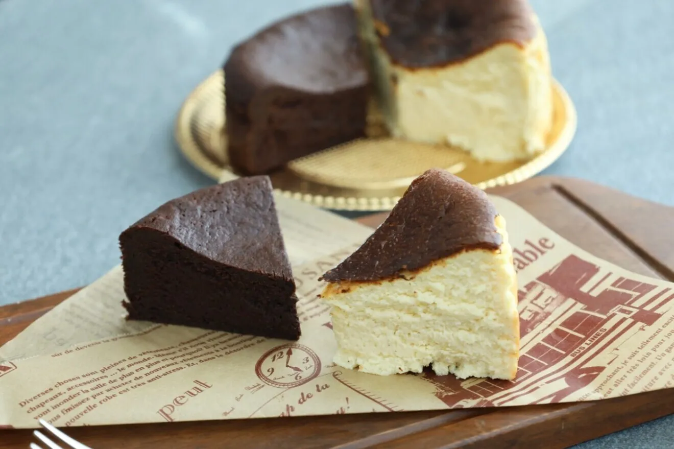 食べ比べ　とろ生ガトーショコラ1/2＆とろ生チーズケーキ1/2　日付指定不可【ハロウィン】小麦粉不意
