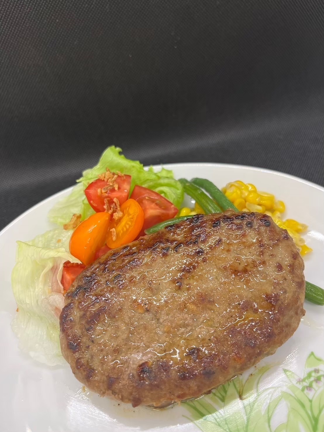 黒毛和牛100%ビーフハンバーグ【冷凍】

