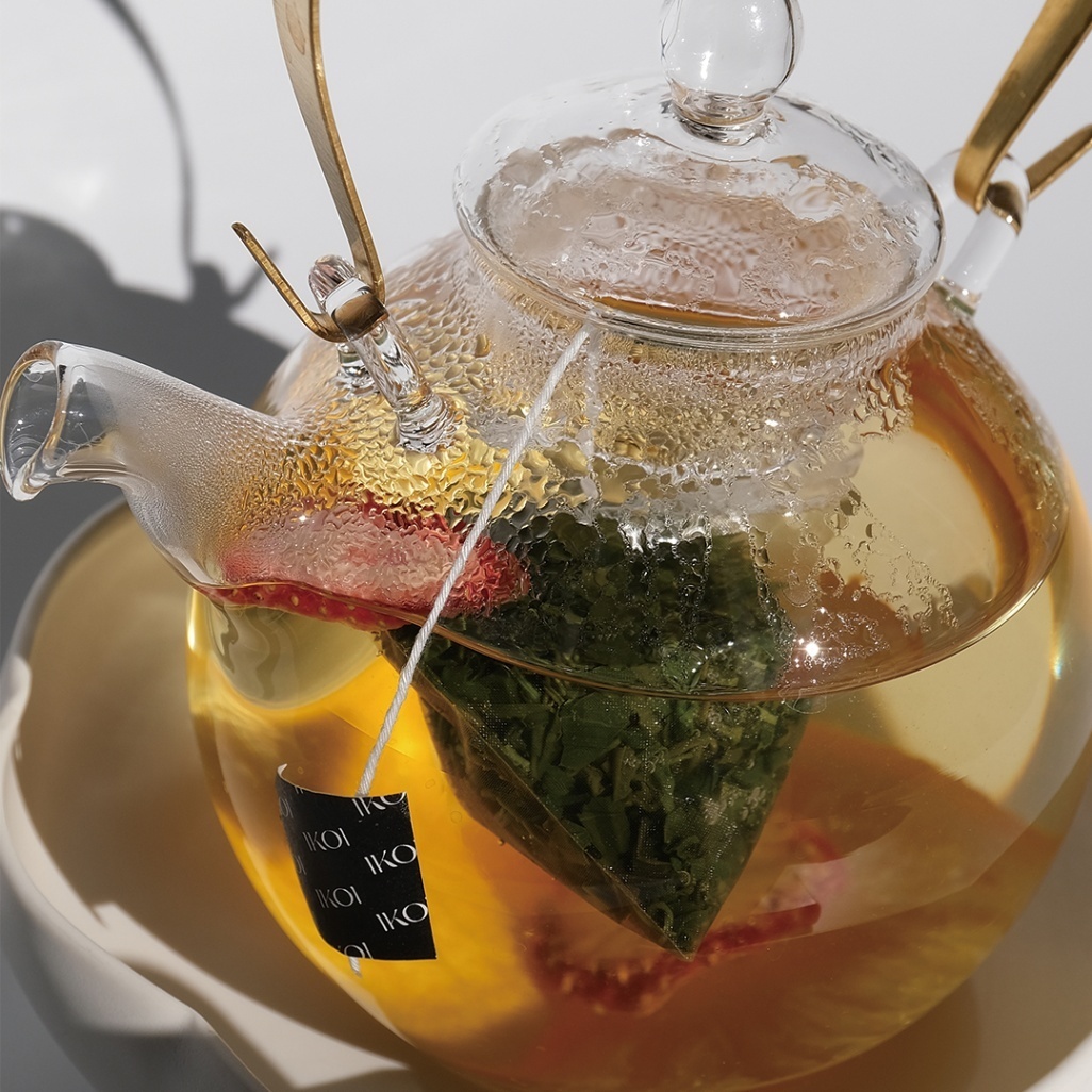 嬉野釜炒り茶のマンゴーティーエード/ HINOKA(TEA ADE)