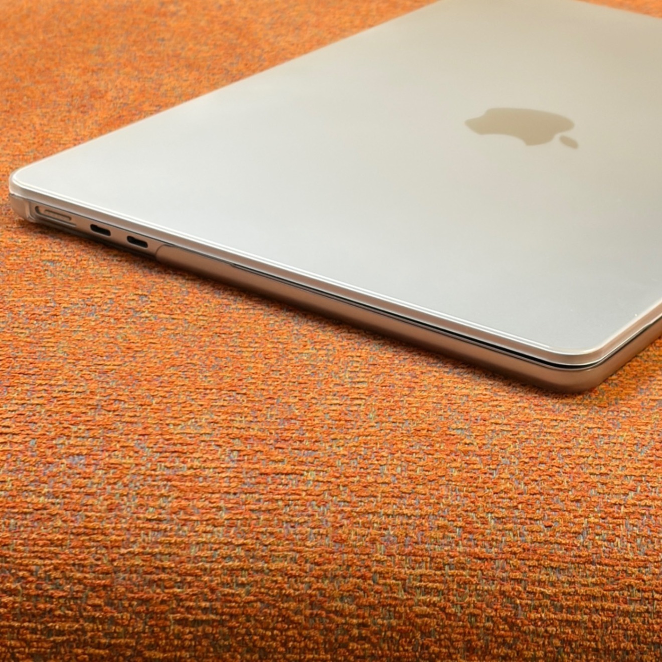 MacBook Air 13.6インチ M2 M3 M4対応 ケース カバー 超薄型交換シェル