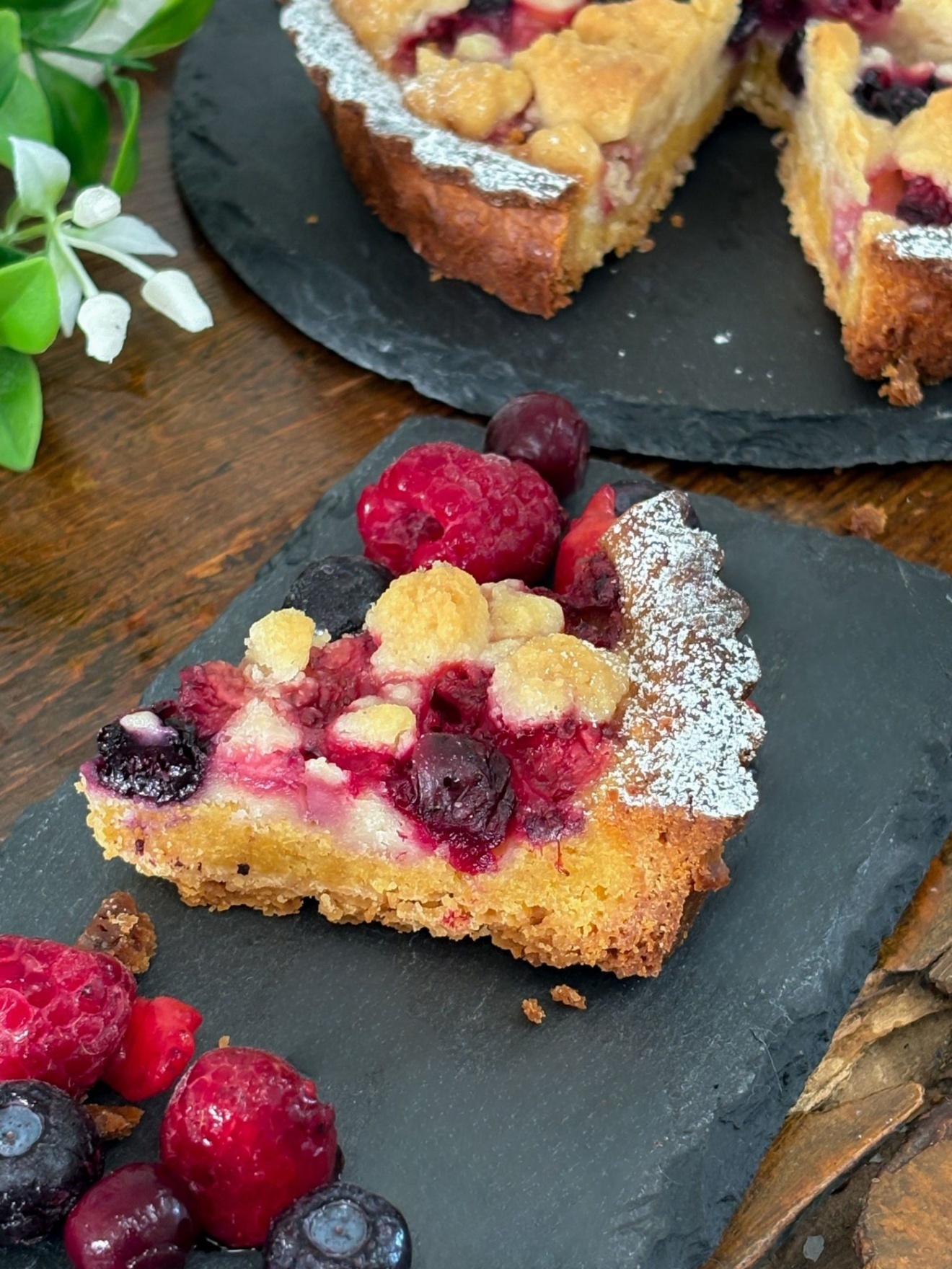 甘酸っぱいベリー&クランブルタルト(5号 1ホール）