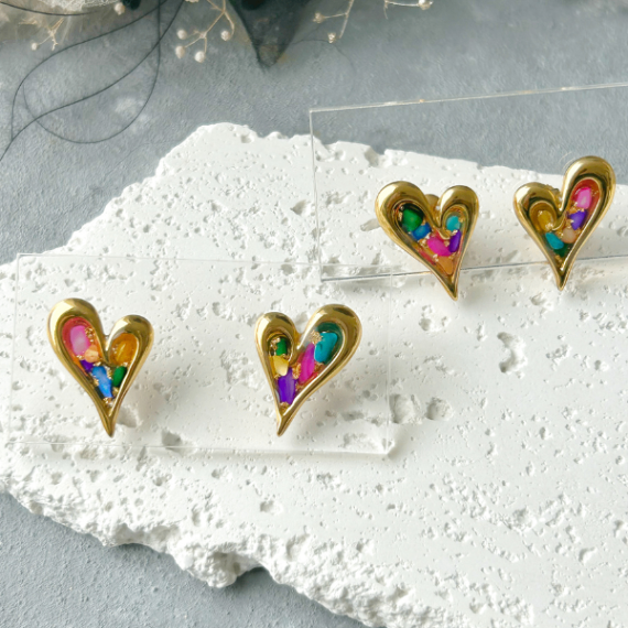 【人気No.1✨️】ピアス イヤリング 大人のハート ゴールド カラフル シェル 貝 天然素材