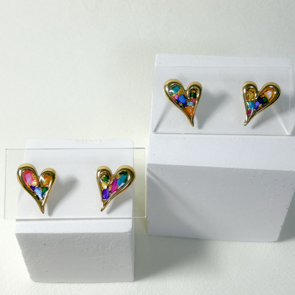 【人気No.1✨️】ピアス イヤリング 大人のハート ゴールド カラフル シェル 貝 天然素材