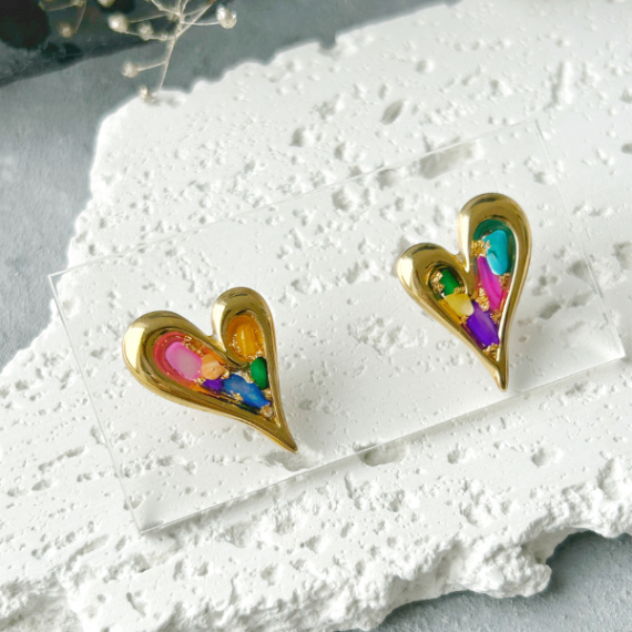【人気No.1✨️】ピアス イヤリング 大人のハート ゴールド カラフル シェル 貝 天然素材