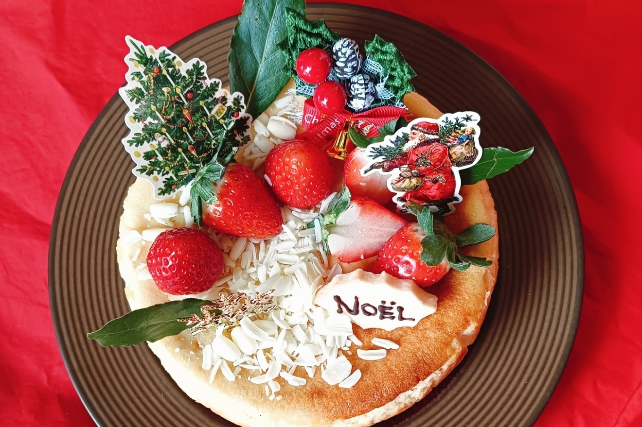 【クリスマスにお届け】クラシックサンタのいもチー（焼き芋チーズケーキ）15ｃｍ/クリスマスケーキ
