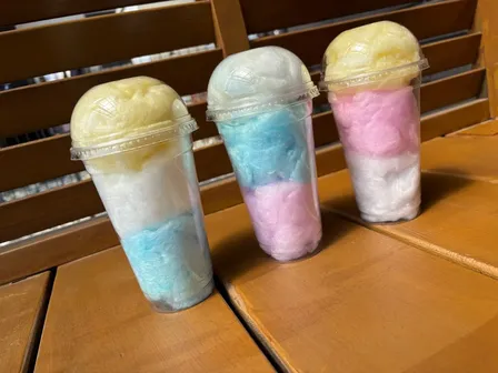 「お手軽に楽しむ夢の甘さ！600mlカップ綿菓子」3個