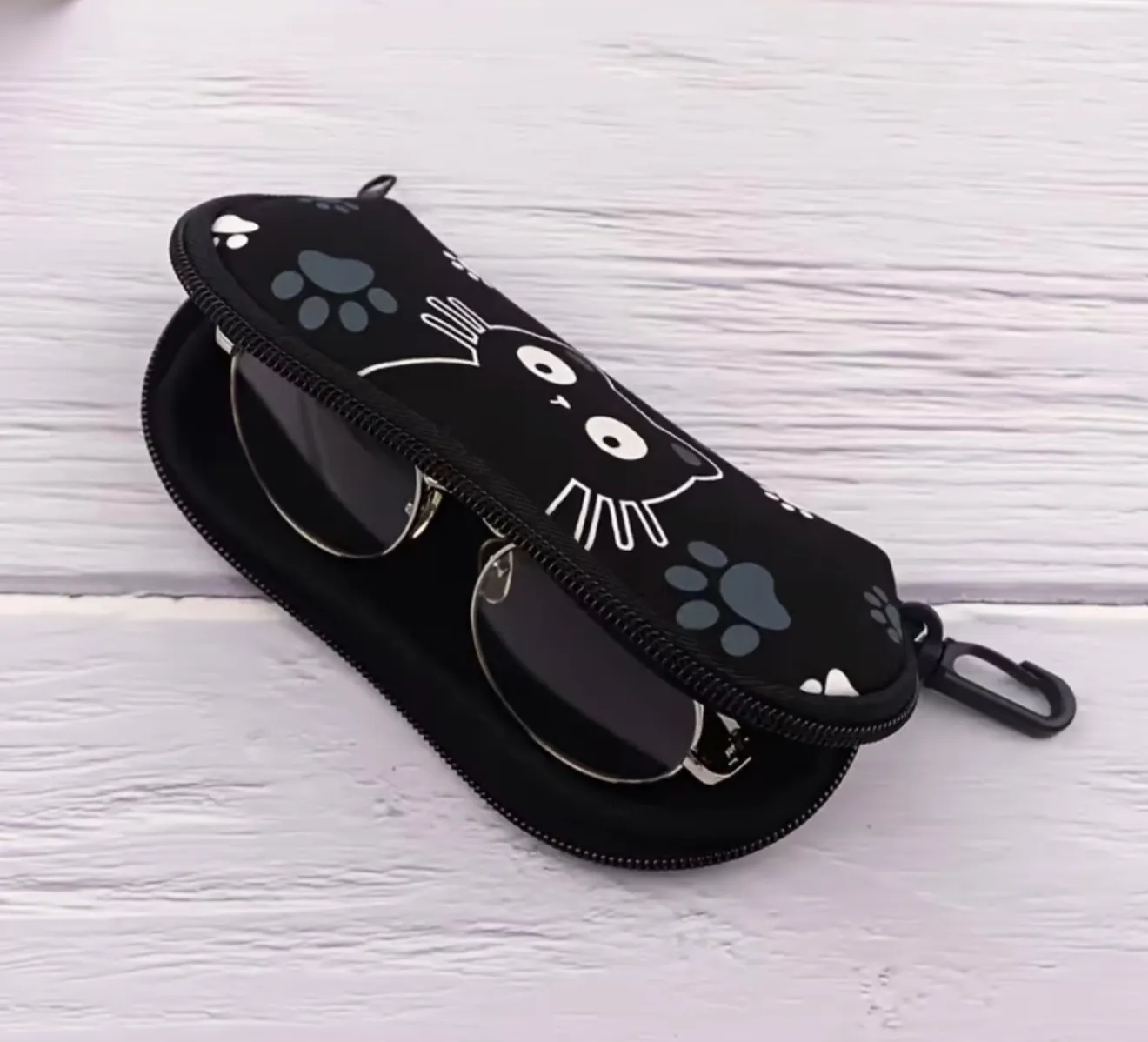 黒猫　メガネケース