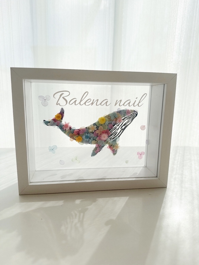 【名入れ対応】花鯨フラワーフレーム　色とりどりの小花が咲くプリザーブドフラワーギフト　母の日　お祝い