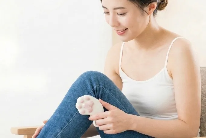 【猫の手かっさ】脚、腕、首、顔のセルフケアにおすすめ　袋付き