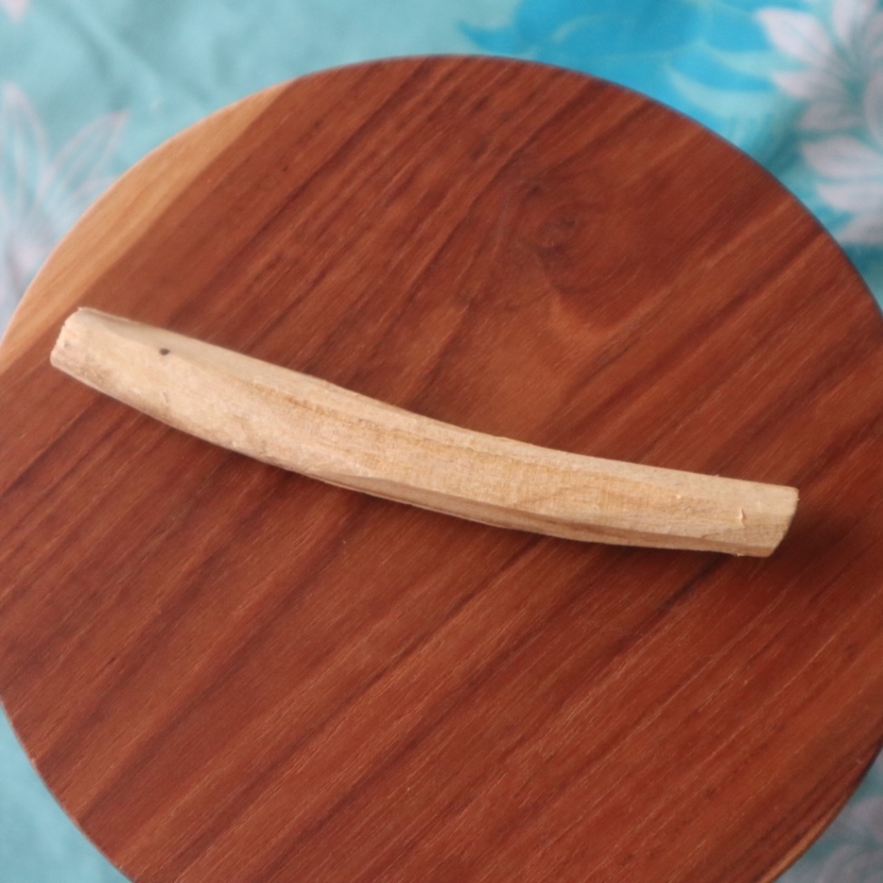 パロサント（香木）1本　お試し用【煙の香りを楽しむアイテムです】