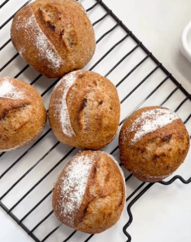 【単品】自家製酒種酵母プレーンパン（全粒粉カンパーニュ）