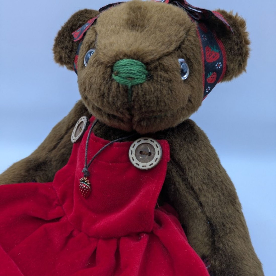 【b4】いちごちゃんテディベア（２８ｃｍ）