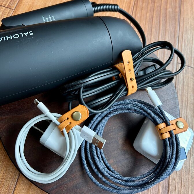 【3点セット】なくさない本革コードクリップ｜用途で使い分け（標準・長め・調節OK）
