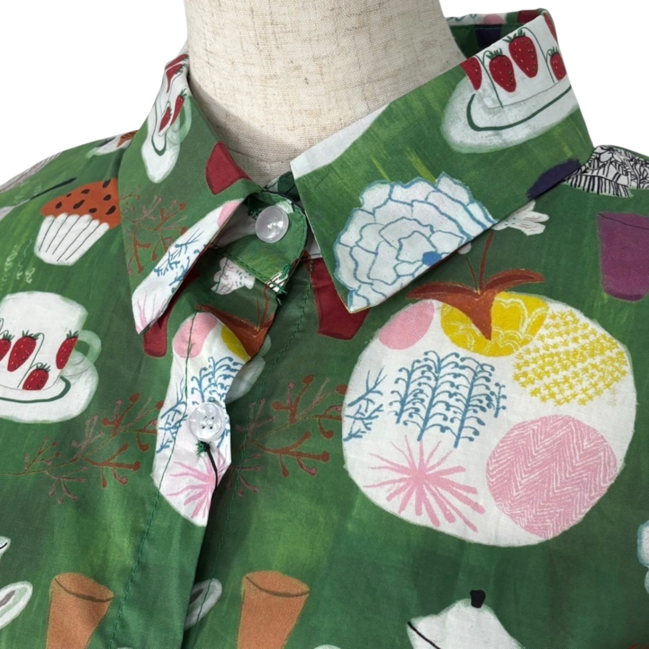 ◆大人の遊び柄ブラウス◆ボリュームバルーンスリーブ◆綿100%◆M〜Lサイズ　羽織り