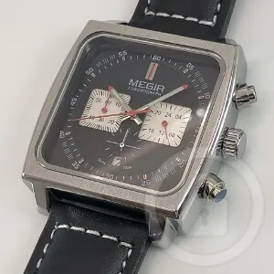 スクエアアビエイター【モノトーン仕様/新品】クロノグラフ 大型タングバックル装備