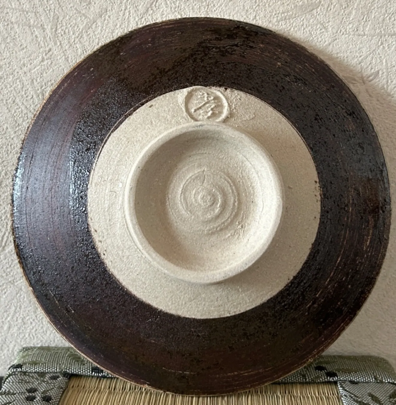 丸皿(ベンガラ) 小皿 皿 器 陶器 和食器 受賞作家 手作り 一点物 ㉟