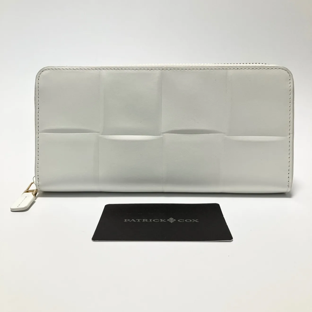 未使用 パトリックコックス 長財布 財布 レディース ホワイト ラウンドファスナー 本革 レザー 
