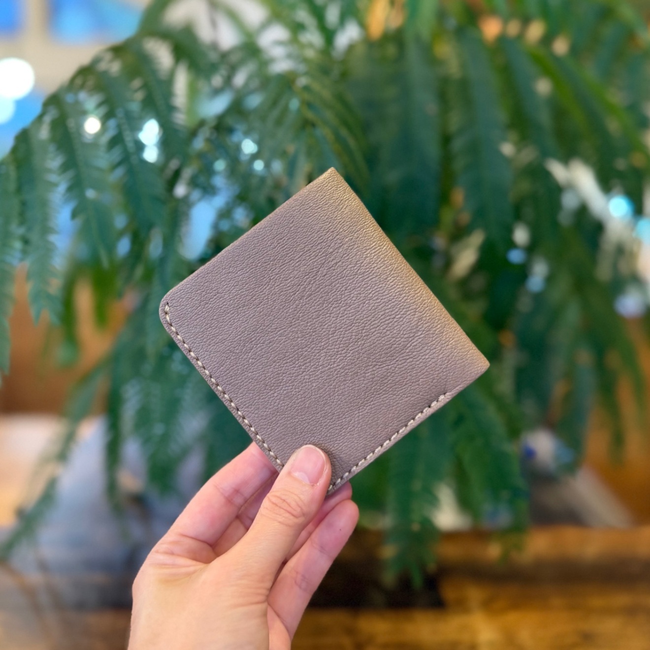 【蝦夷鹿革】家計管理Wallet／グレージュ×ワイン／カードポケット×コインポケット