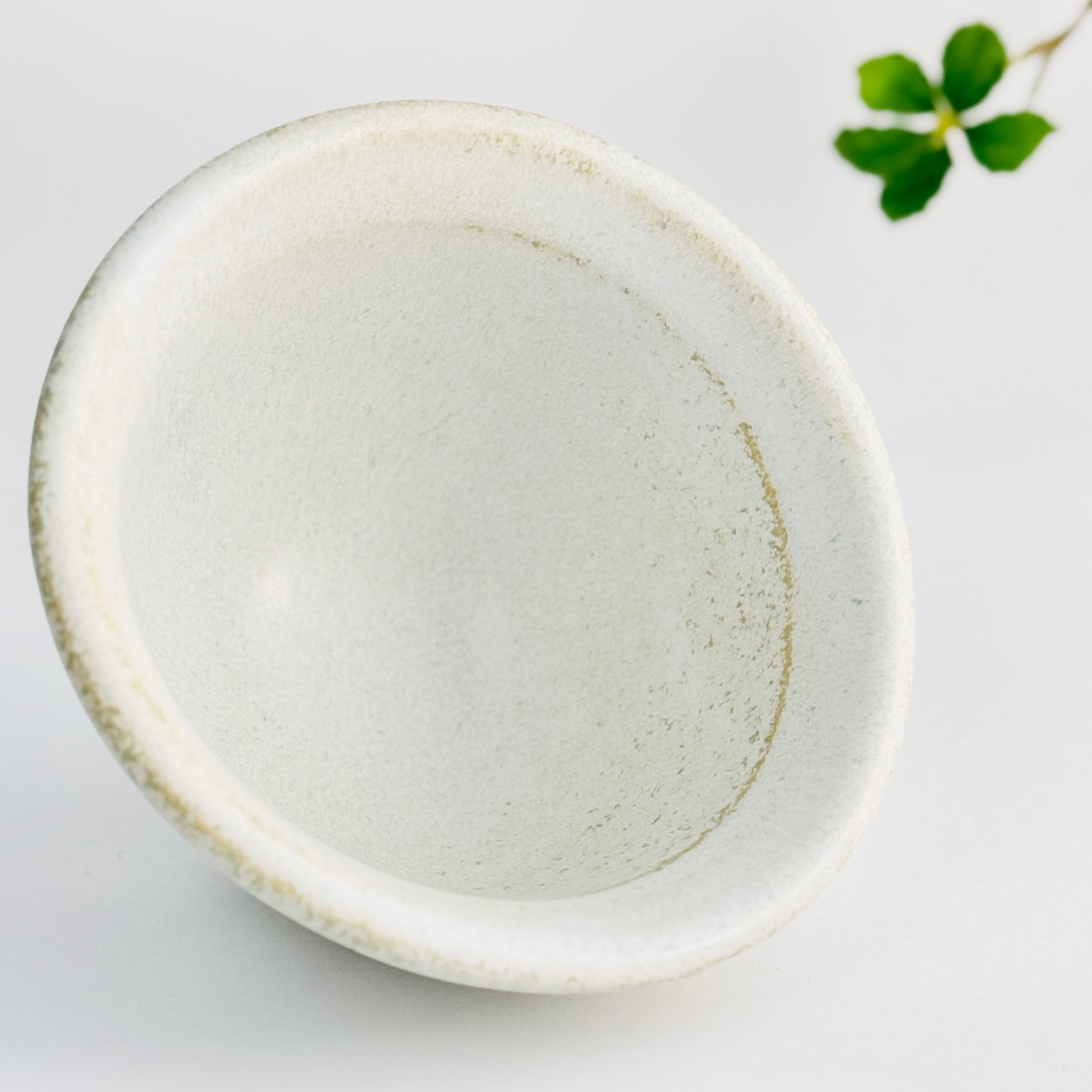 マットな釉薬のぽってり小鉢「でいとの記憶」