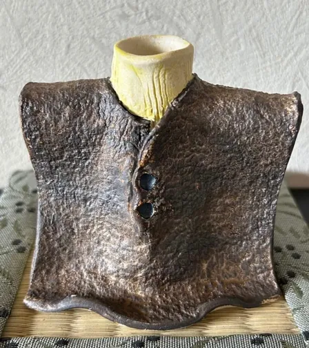 一輪挿し(金彩) 花器 花瓶 陶器 受賞作家 手作り 一点物 ②