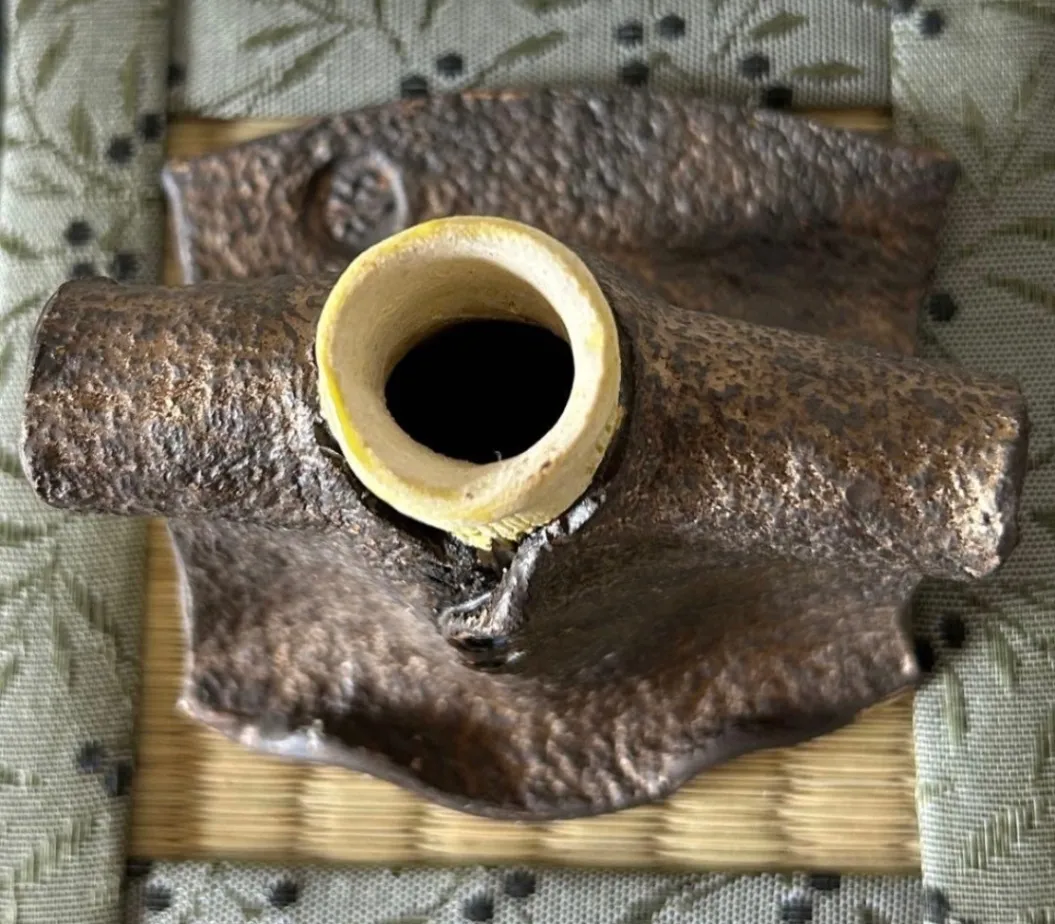 一輪挿し(金彩) 花器 花瓶 陶器 受賞作家 手作り 一点物 ②