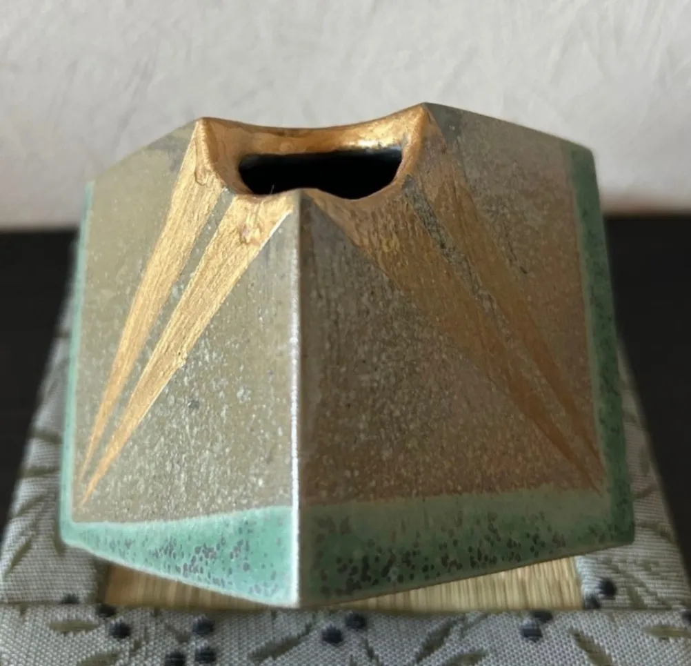 花瓶(四角.キューブ.小) 花器 陶器 器 受賞作家 手作り 一点物 ⑤