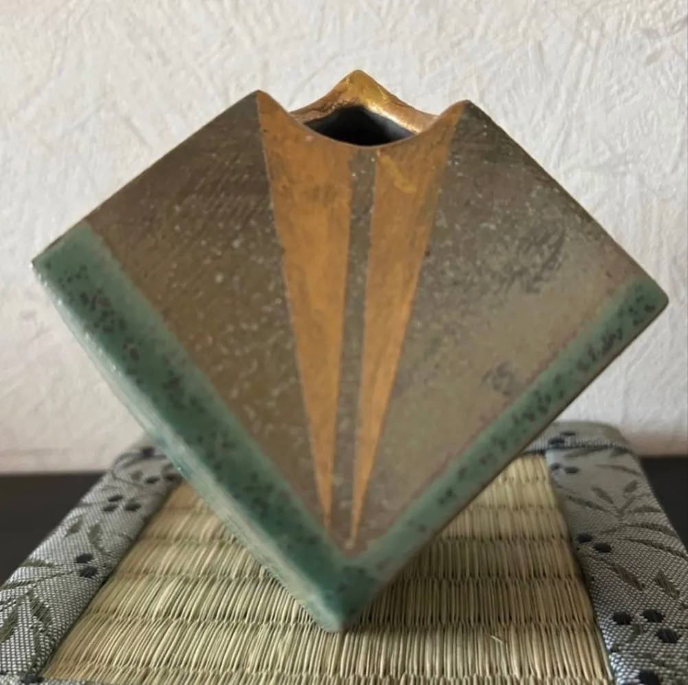 花瓶(四角.キューブ.小) 花器 陶器 器 受賞作家 手作り 一点物 ⑤
