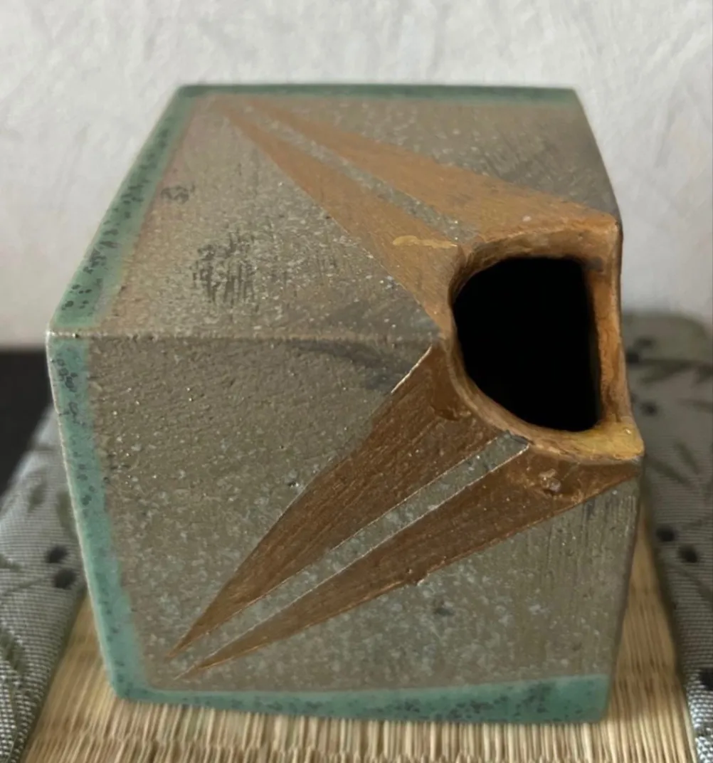 花瓶(四角.キューブ.小) 花器 陶器 器 受賞作家 手作り 一点物 ⑤