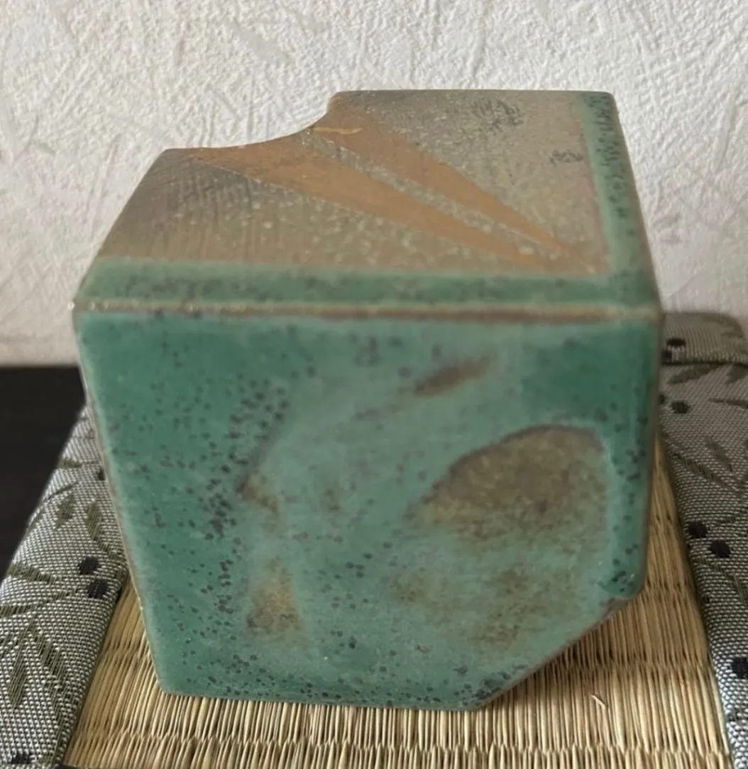 花瓶(四角.キューブ.小) 花器 陶器 器 受賞作家 手作り 一点物 ⑤