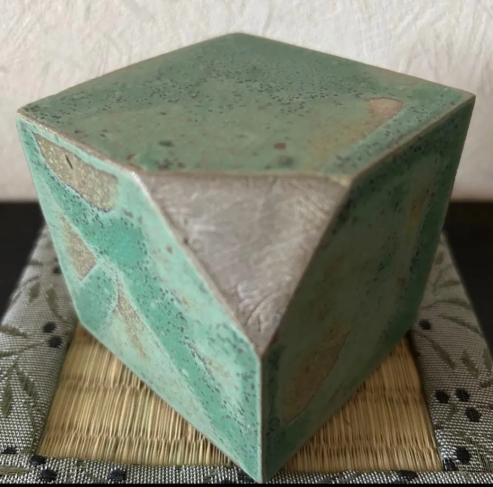 花瓶(四角.キューブ.小) 花器 陶器 器 受賞作家 手作り 一点物 ⑤