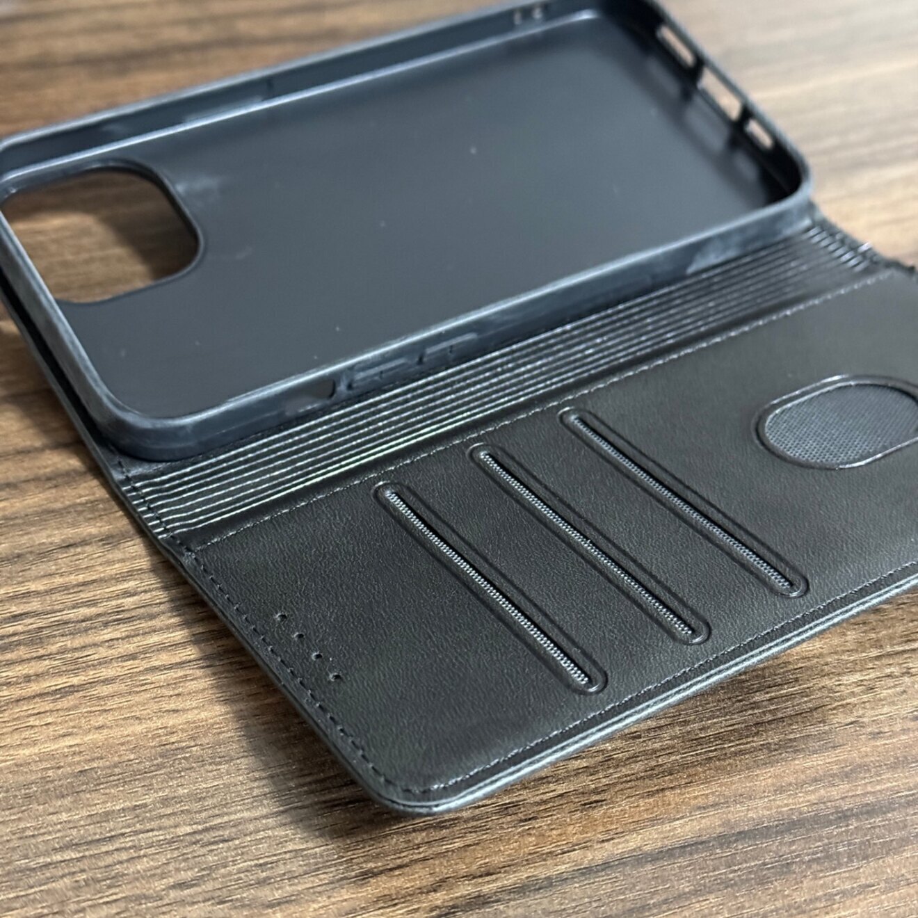 iPhone 14 ケース 手帳型 ケース マグネット付 1501BK14