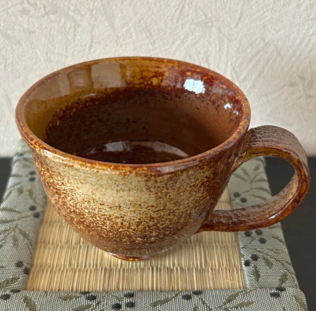 コーヒーカップ(ワラ白) 器 陶器 和食器 受賞作家 手作り 一点物 ⑮