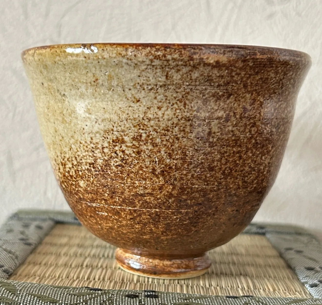 コーヒーカップ(ワラ白) 器 陶器 和食器 受賞作家 手作り 一点物 ⑮