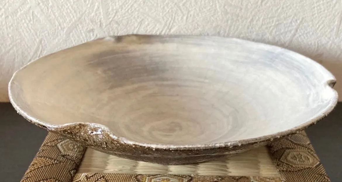 輪花皿(貫入) 丸皿 皿 器 和食器 陶器 受賞作家 手作り 一点物 ㉖