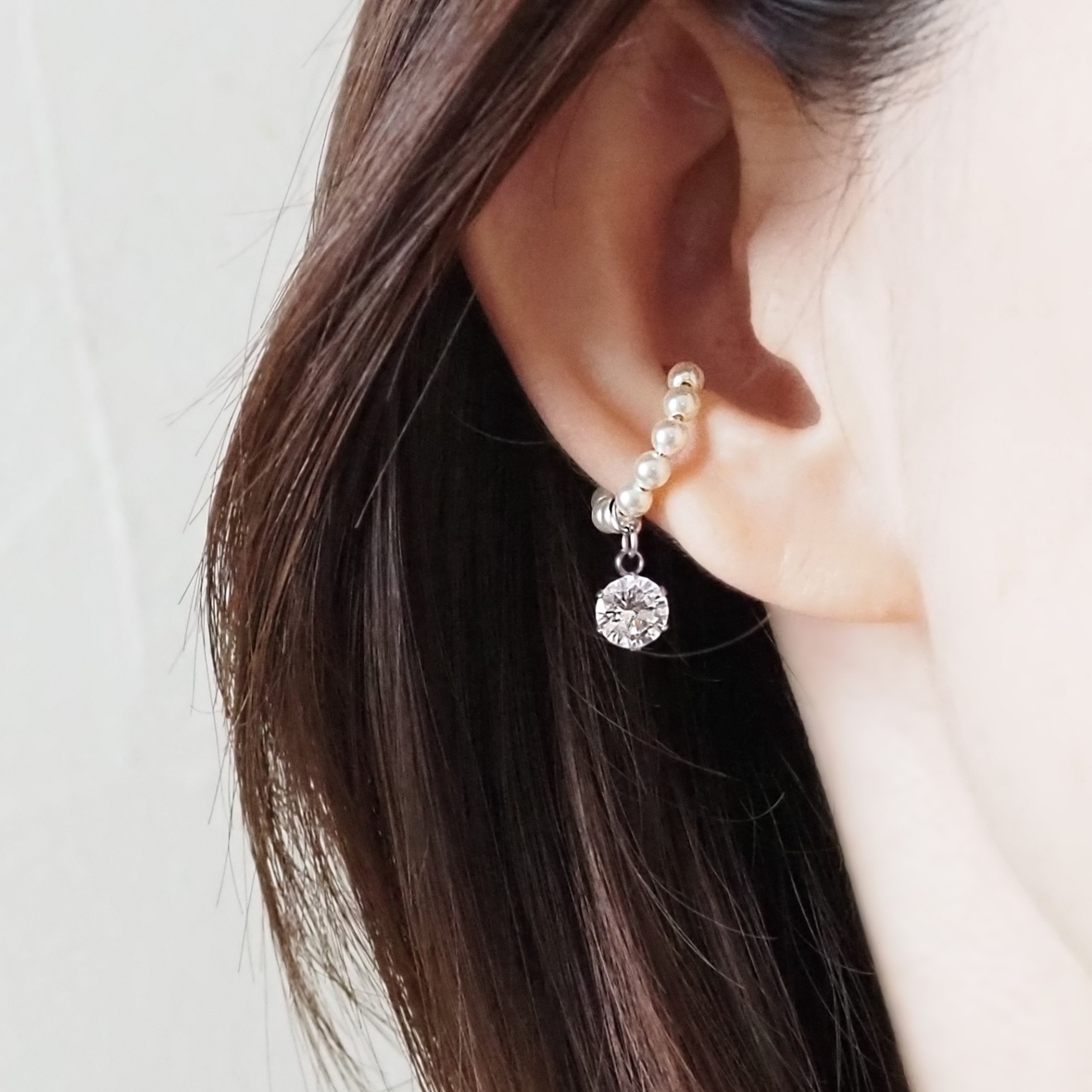 【金属アレルギー対応!】ジルコニアとクリスタルパールのイヤーカフ＊シルバー（片耳用）