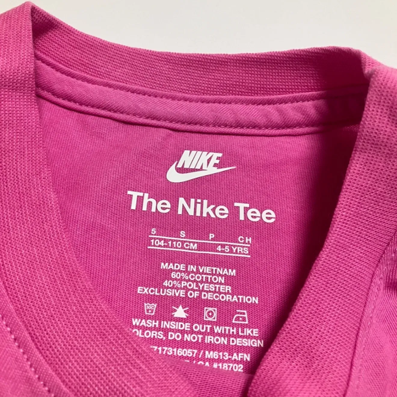 新品 NIKE ナイキ 半袖 Tシャツ シャツ  春 夏 ピンク 女の子 キッズ 子供服 105cm